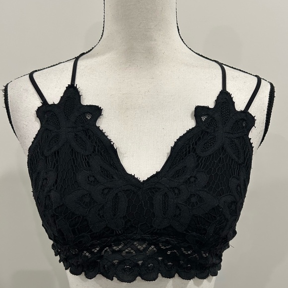 Cherish Lace Bralette - Picture 2 of 4